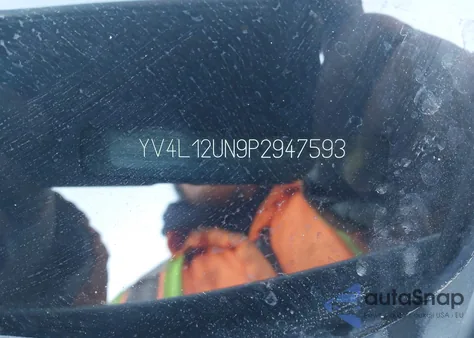 2023 Volvo Xc40 B5 Plus Bright Theme from USA, damaged, VIN YV4L12UN9P2947593